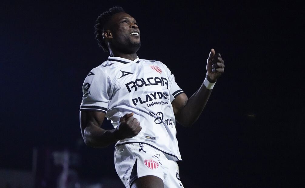 Diber Cambindo en festejo de gol, tras la victoria de Necaxa ante el Atlético de San Luis en el Clausura 2025 - Foto: Imago7