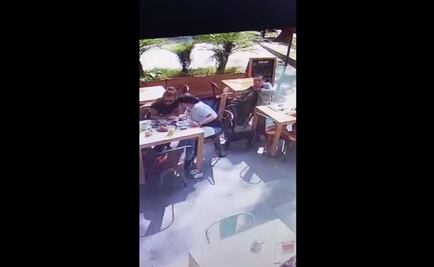 Video. Así operan carteristas en restaurantes de La Roma