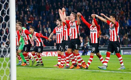 PSV sigue en la lucha tras vencer al Wolfsburgo