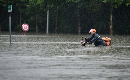 Después de Europa, lluvias dejan al menos 12 muertos y 100 mil evacuados en China