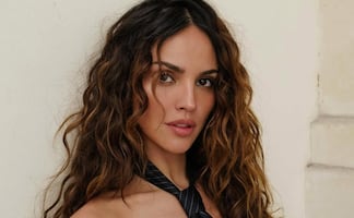 Eiza González y Sebastián Rulli se ríen de sus malas actuaciones