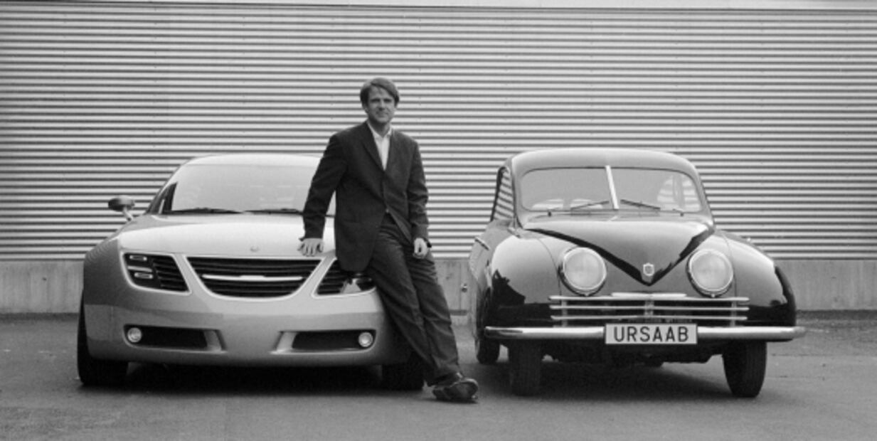 La historia de la compañía que pasó de construir aviones militares a coches para las calles