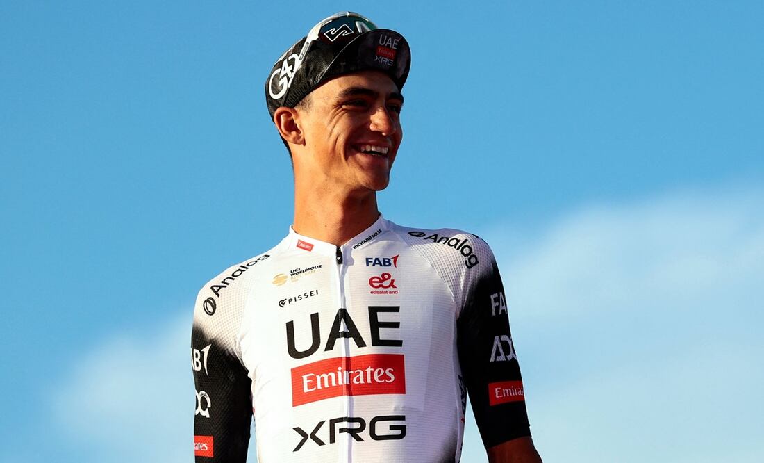 Isaac del Toro ganó la Clàssica Terres de l'Ebre con impresionante actuación al superar casi por un minuto al pelotón / FOTO: AFP