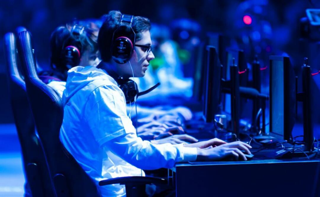 La cifra representa aproximadamente a 64 millones de personas, es decir, 10 millones de usuarios más de Internet en México