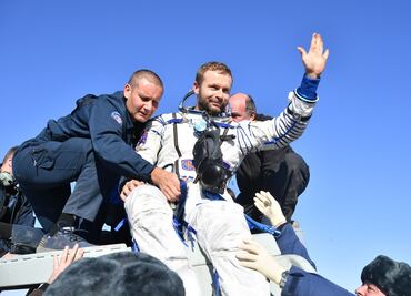 Directo de la EEI, astronautas rusos aterrizan en la estepa de Kazajistán