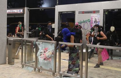 Gobierno no debe renunciar a su responsabilidad en actos vandálicos: PT