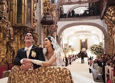 Ximena Navarrete celebra un año de su boda