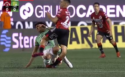 VIDEO: La terrible lesión que sufrió Carlos Valenzuela, jugador de Xolos; le destrozaron la pierna