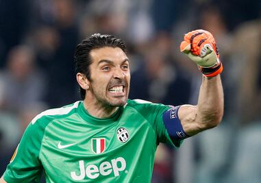 Perfil. Buffon, el arquero que vio el mundo cambiar bajo los tres postes