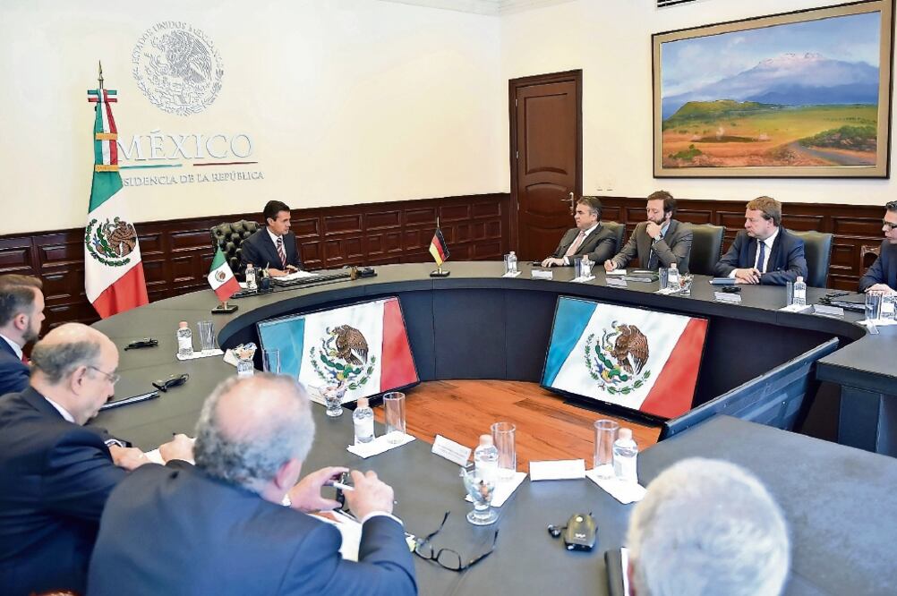 El gobierno federal destacó los crecientes flujos comerciales con Alemania, que en 2016 alcanzaron los 17 mil 829 millones de dólares (PRESIDENCIA)