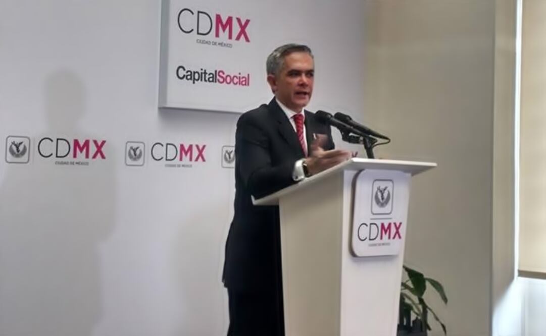 'All our love to Mrs. Wallace,' replied Mancera. (Photo: Phenélope Aldaz)