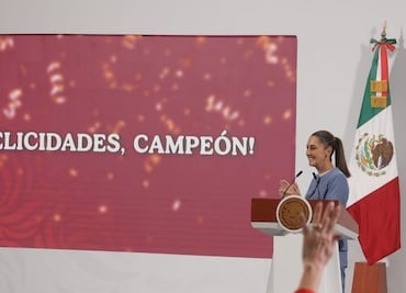 Sheinbaum reconoce a Osmar Olvera en la mañanera; clavadista se corona como campeón mundial en Singapur