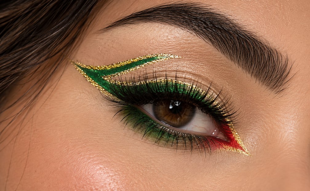 Tu maquillaje también está invitado a la fiesta mexicana. Foto: Imagen generada con IA