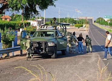 Vuelca autobús de jornaleros agrícolas en carretera México-Nogales; hay 25 heridos