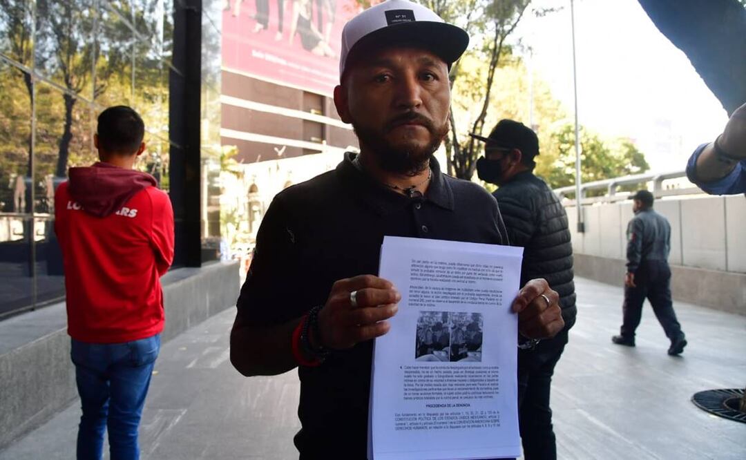 "El Mijis" denuncia al cantante Lalo Mora por manosear mujeres. Foto: Hugo García / EL UNIVERSAL