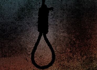 Por ser gays, condenan en Nigeria a tres hombres a pena de muerte por lapidación