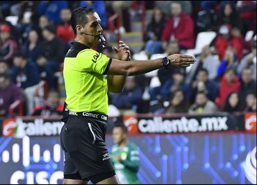 Roberto García Orozco: El árbitro se ha hecho dependiente del VAR