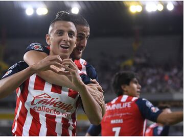 Roberto 'Piojo' Alvarado quiere ser de Chivas para siempre, en caso de no llegar a Europa