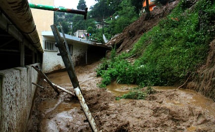 Reportan 16 escuelas afectadas en Veracruz y Puebla por "Earl"