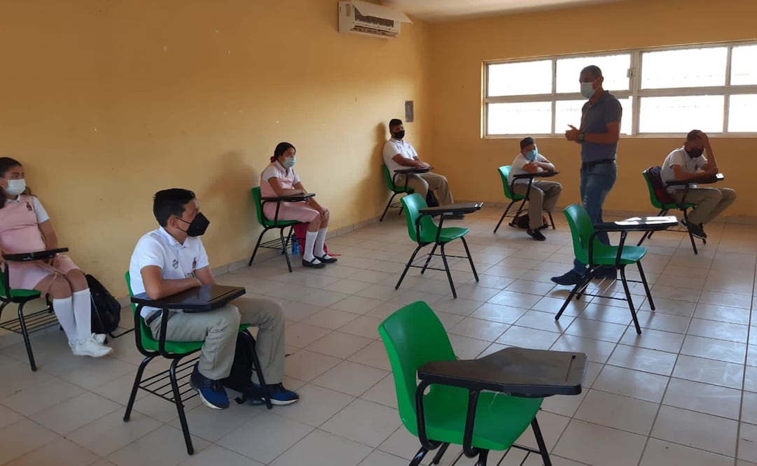 Foto: Facebook Secundaria Máripa Sinaloa DR. HORACIO CASTRO ESPINOZA