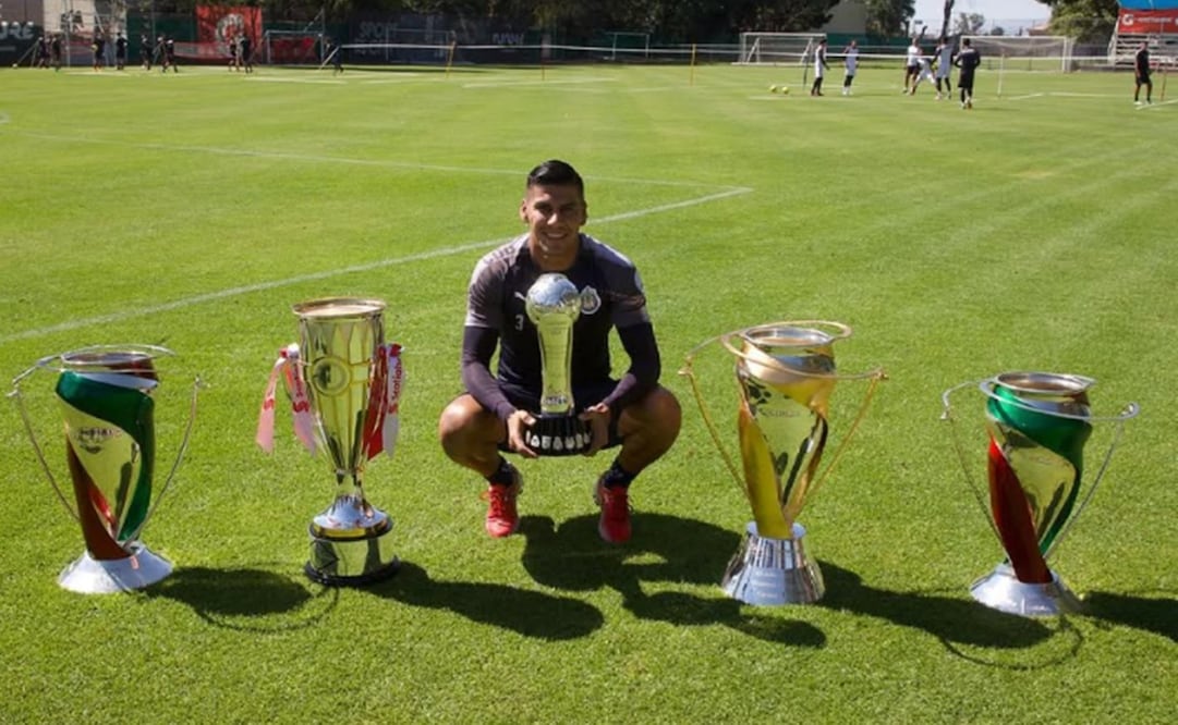 Carlos Salcido  jugó los mundiales de futbol del 2006 al 2014. Foto: Instagram oficial.