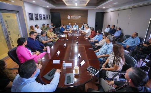 Empresarios, comerciantes, universidades, transportistas y funcionarios buscan recuperar vida nocturna en Culiacán; diseñan esquema
