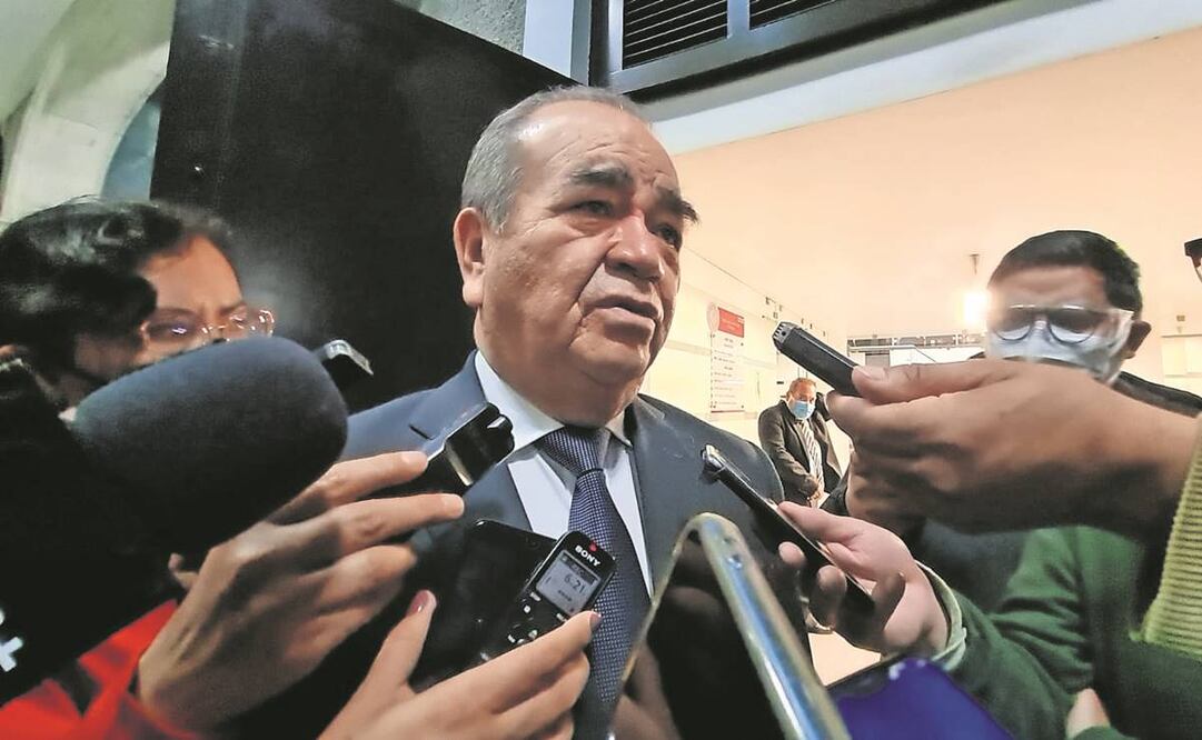 Maurilio Hernández dijo que con el impuesto ecológico se pueden obtener 80 millones de pesos. Foto: Especial.