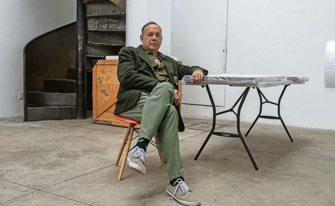 Juan Rafael Coronel Rivera calcula que ha hecho hasta 2 mil fotografías a este personaje en celebraciones por toda la República. Foto: Gabriel Pano / EL UNIVERSAL