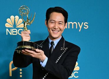 Lee Jung-jae, actor de "El juego del calamar", hace historia en los Emmy