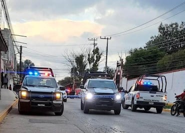 Enfrentamiento a golpes entre civiles y policías termina en balacera en Hidalgo; hay 3 heridos, entre ellos, el director de la policía municipal