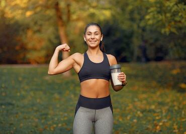 3 mitos de las proteínas en polvo y 5 beneficios de su consumo