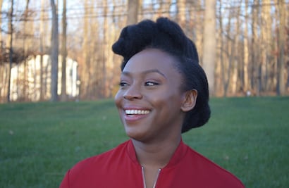 Chimamanda Ngozi, vuelve a la ficción desde los sueños y los cuerpos de cuatro mujeres