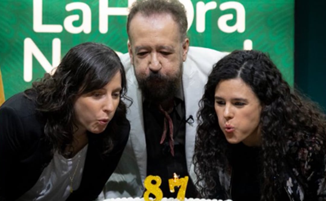 La Hora Nacional cumple 87 años. Foto: Segob