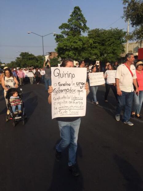 Marchan a un mes del asesinato de Javier Valdez en Sinaloa