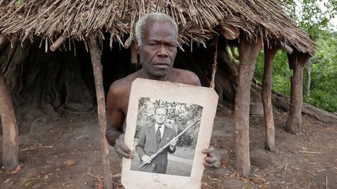 La tribu de Vanuatu que lamenta la muerte de su "dios", el Príncipe Felipe 