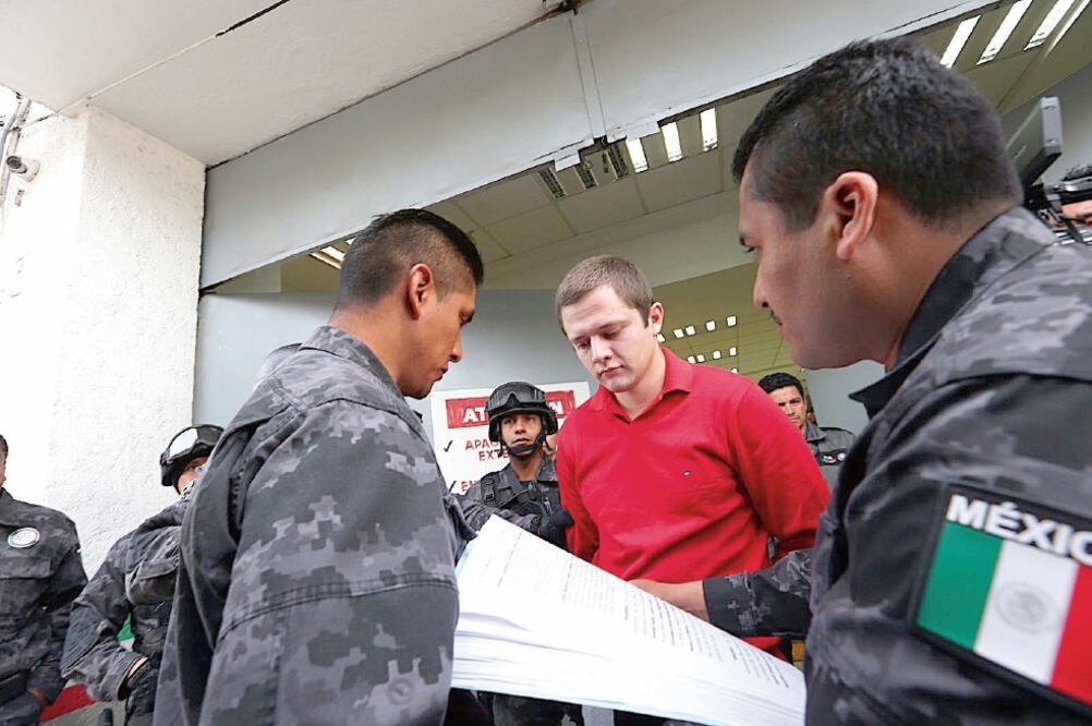 La PGR demostró que existen elementos suficientes para consignar a Rubén Oseguera González, por eso se giró nueva orden de aprehensión en su contra (ESPECIAL)