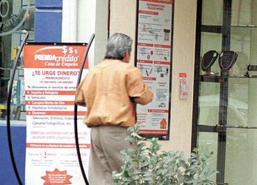 Consideran esenciales los servicios de empeño