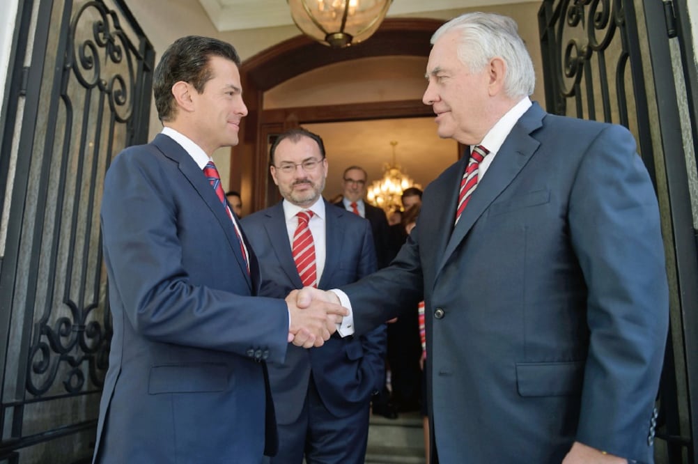 Durante el encuentro con Tillerson, el presidente Enrique Peña Nieto se manifestó en favor de fortalecer la relación México-Estados Unidos que, dijo, ha avanzado de forma significativa. (PRESIDENCIA)