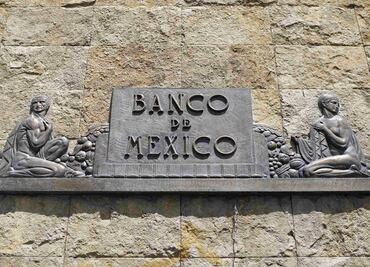 Banxico cuts Mexico’s 2020 economic growth forecast on coronavirus risk