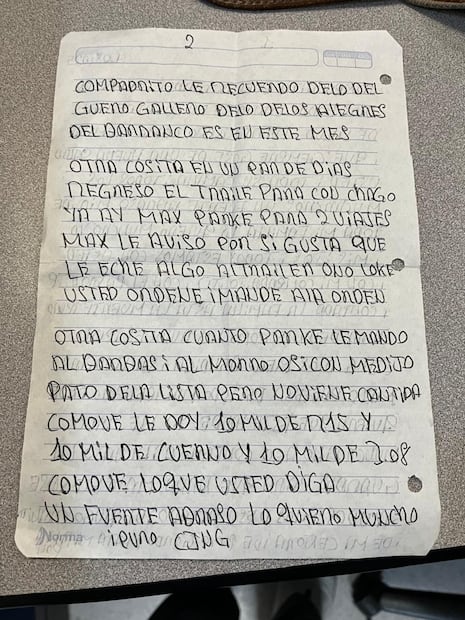 Escrito de remitente desconocido donde se habla del grupo musical Los Alegres del Barranco. Foto: especial