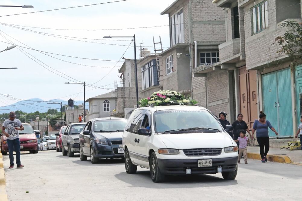 La niña de 9 años fue sepultada el miércoles 2 de enero; vecinos supuestamente vieron al presunto asesino e iniciaron una persecución (ARCHIVO EL UNIVERSAL)