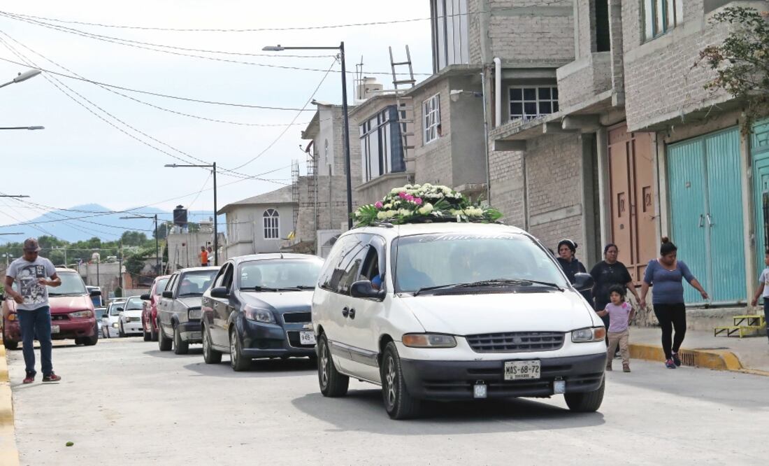 La niña de 9 años fue sepultada el miércoles 2 de enero; vecinos supuestamente vieron al presunto asesino e iniciaron una persecución (ARCHIVO EL UNIVERSAL)