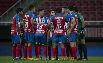 Vergara prohibía vacunarse a jugadores del Guadalajara 