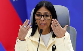 Delcy Rodríguez crea cuerpo militar para atender desastres en Venezuela; critican falta de respuesta de fuerzas armadas