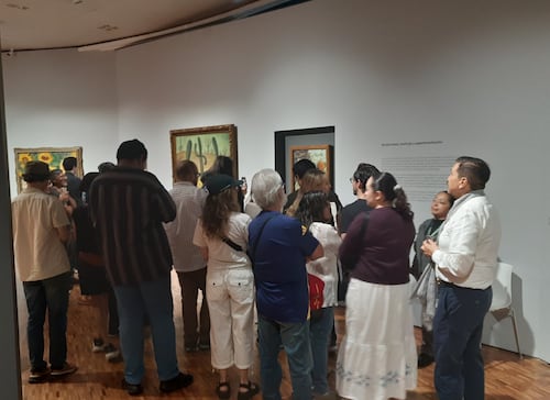 Larga fila para ver por última vez la Colección Gelman en el Museo de Arte Moderno
