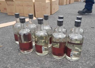 Aseguran 5 mil 400 kilos de metanfetamina oculta en botellas de mezcal artesanal