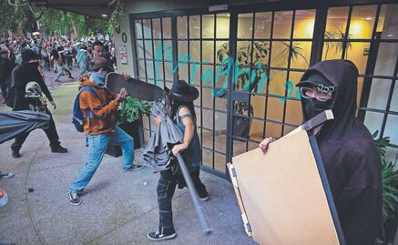 Embajada de EU en México lanza alerta por tercera marcha contra la gentrificación en CDMX; recomienda evitar la zona