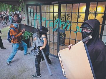 Embajada de EU en México lanza alerta por tercera marcha contra la gentrificación en CDMX; recomienda evitar la zona