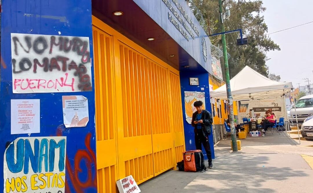Las instalaciones del plantel continúan tomadas por el alumnado. Foto: Rebeca Jiménez / EL UNIVERSAL