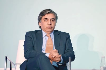 Plantean gasto de 5.7 bdp para primer año de López Obrador